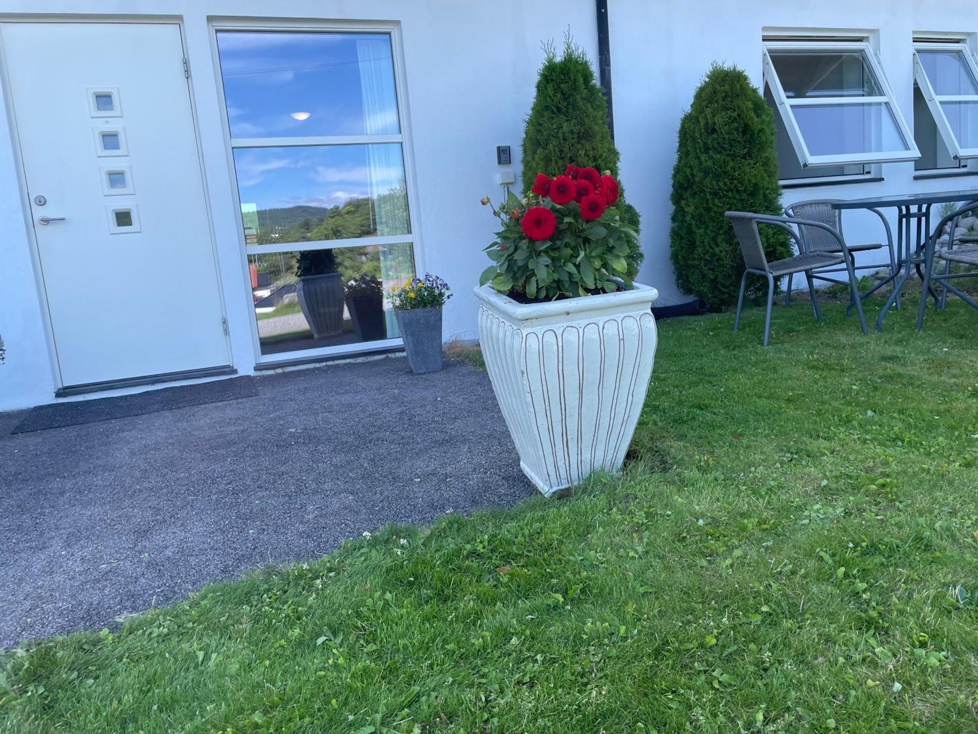 Apartamento Leilighet Ved Sjoen Med Strand Porsgrunn Exterior foto