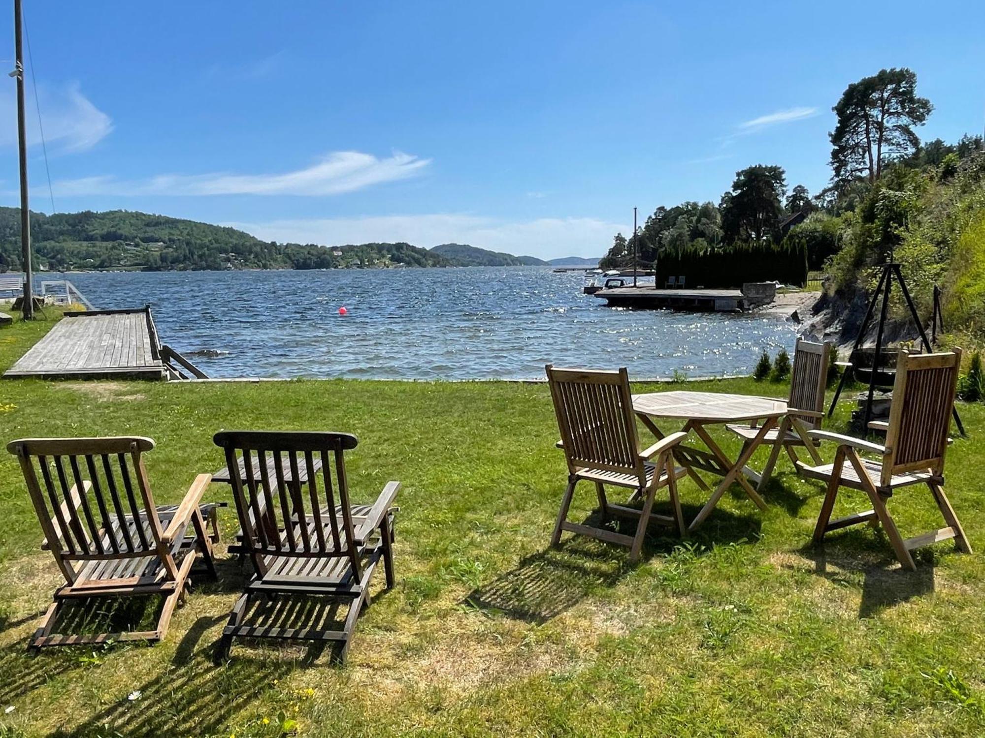 Apartamento Leilighet Ved Sjoen Med Strand Porsgrunn Exterior foto